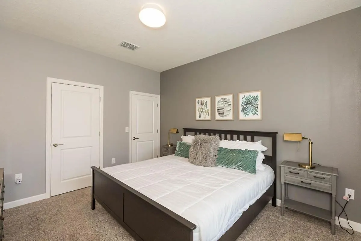 8924 Sd - Luxury 4Br Townhome: Private Pool Davenport Villa